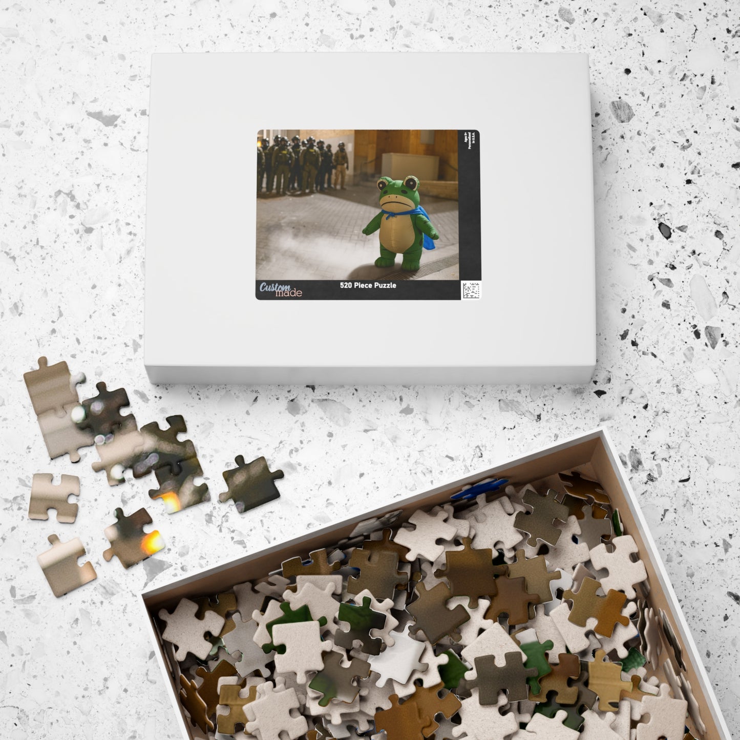 Ribbits + Resist Puzzle (520 Pieces) - Portland Frog