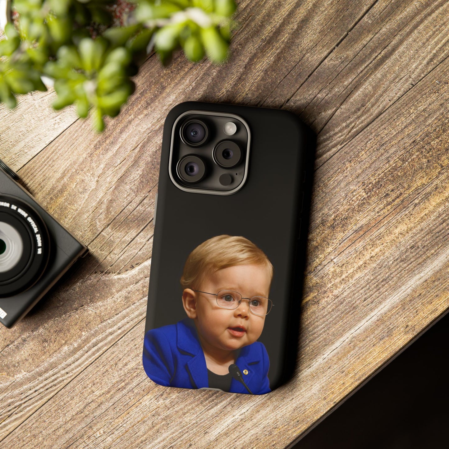 Pocket-Sized Oversight Phone Case - Elizabeth Warren