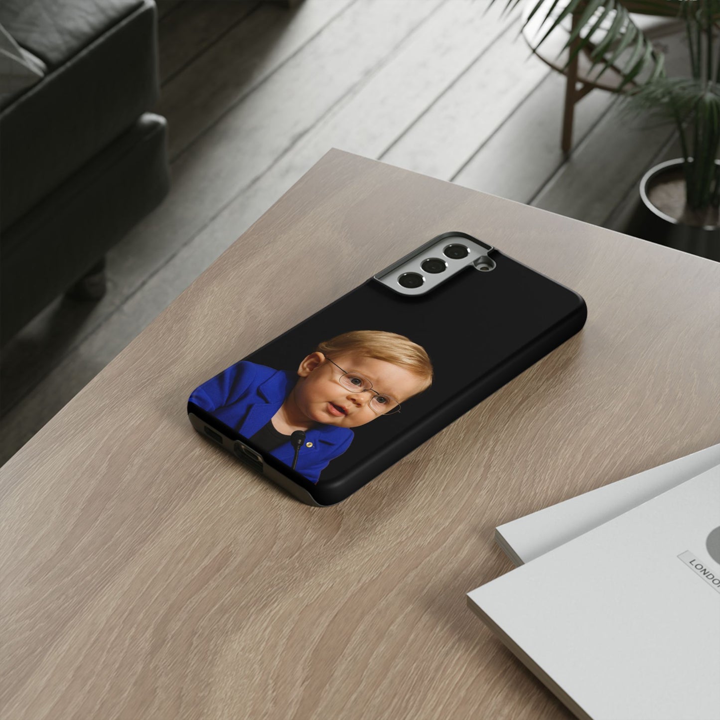 Pocket-Sized Oversight Phone Case - Elizabeth Warren